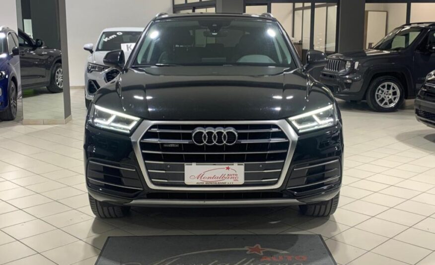 AUDI Q5 35 TDI S tronic Business