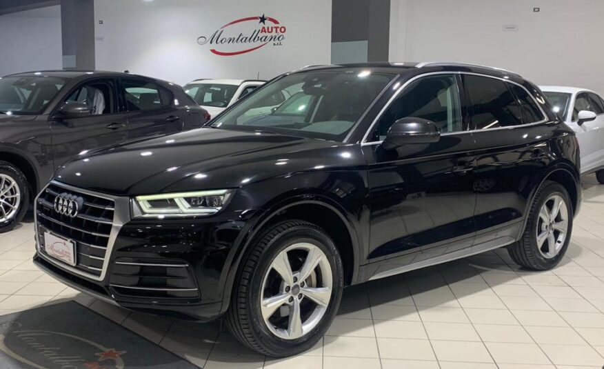 AUDI Q5 35 TDI S tronic Business