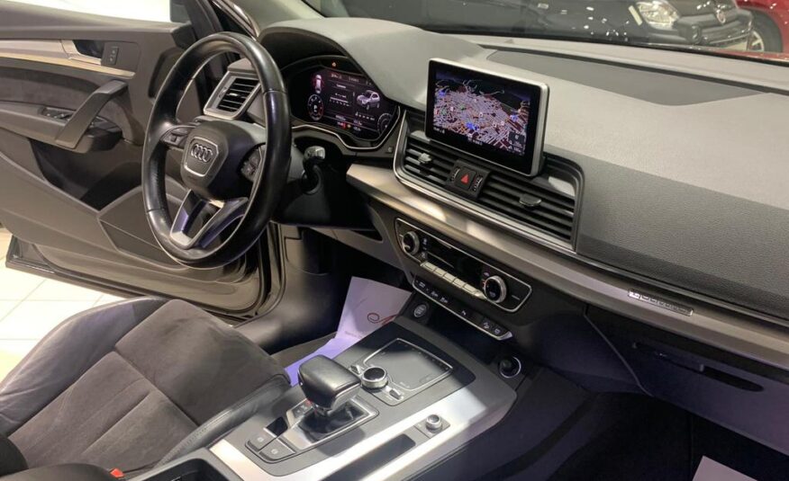 AUDI Q5 35 TDI S tronic Business