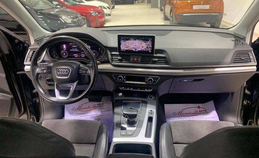 AUDI Q5 35 TDI S tronic Business