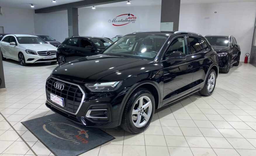 AUDI Q5 35 TDI S tronic Business