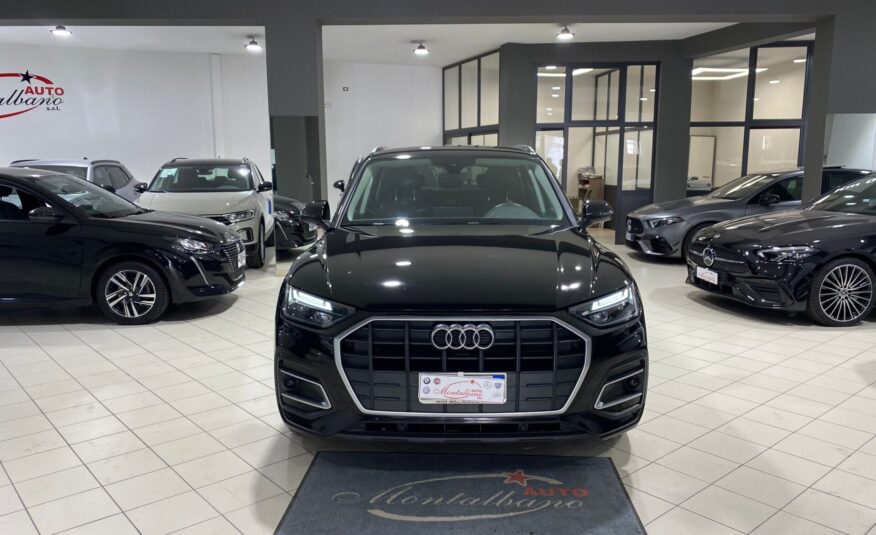 AUDI Q5 35 TDI S tronic Business