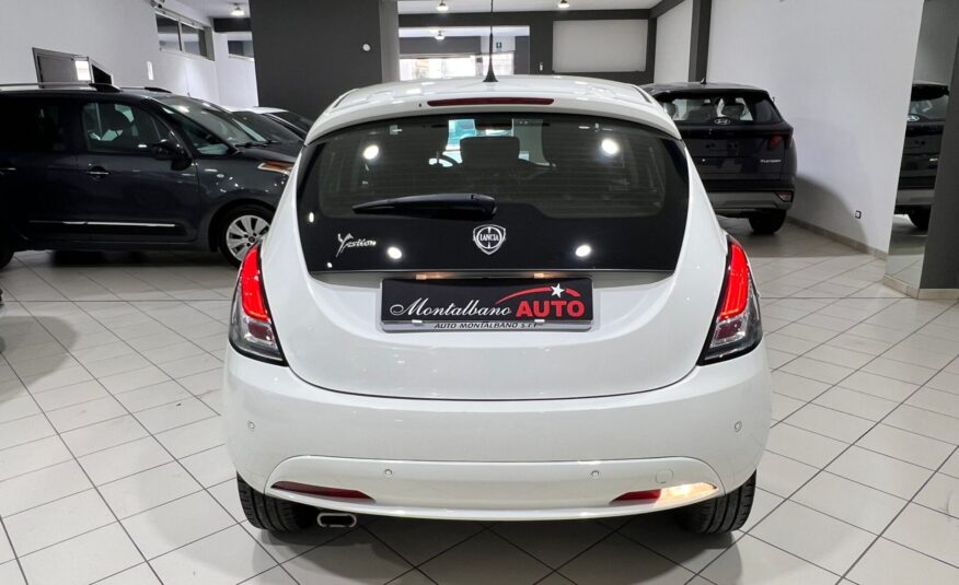 Lancia Ypsilon 1.2 69 CV 5 porte Platinum