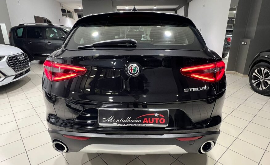 Alfa Romeo Stelvio 2.2 Turbodiesel 160 CV AT8 RWD Business