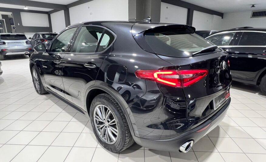 Alfa Romeo Stelvio 2.2 Turbodiesel 160 CV AT8 RWD Business