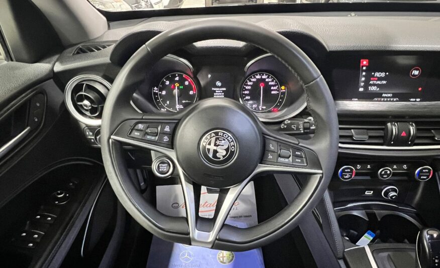 Alfa Romeo Stelvio 2.2 Turbodiesel 160 CV AT8 RWD Business