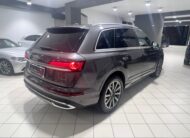 Audi Q7 45 TDI quattro tiptronic Business